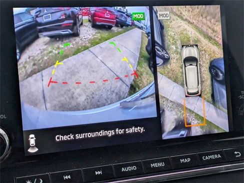 Used 2023 Mitsubishi Outlander SE image 23