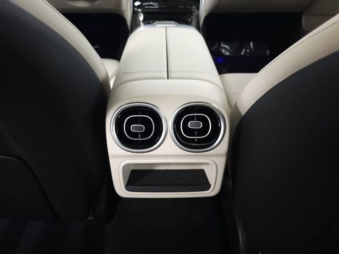 Certified 2026 Mercedes-Benz C 300 4MATIC Sedan image 24