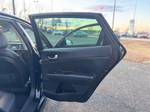 Used 2016 Kia Optima EX image 15