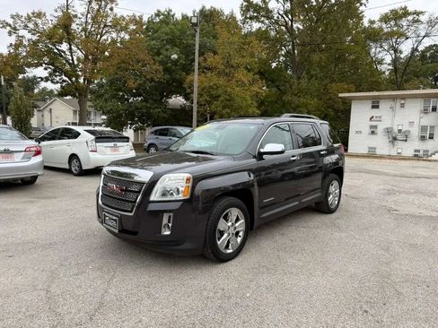 Used 2015 GMC Terrain SLT w/ Chrome Edition image 3