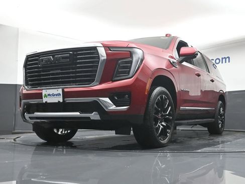 New 2025 GMC Yukon XL Elevation image 6