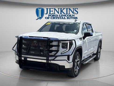 Used 2023 GMC Sierra 1500 SLE RWD image 2