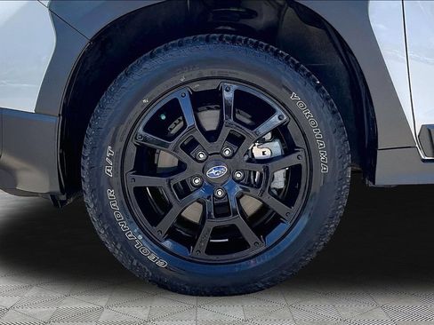 Used 2024 Subaru Crosstrek 2.5i Wilderness w/ Wilderness Package AWD/4WD image 9
