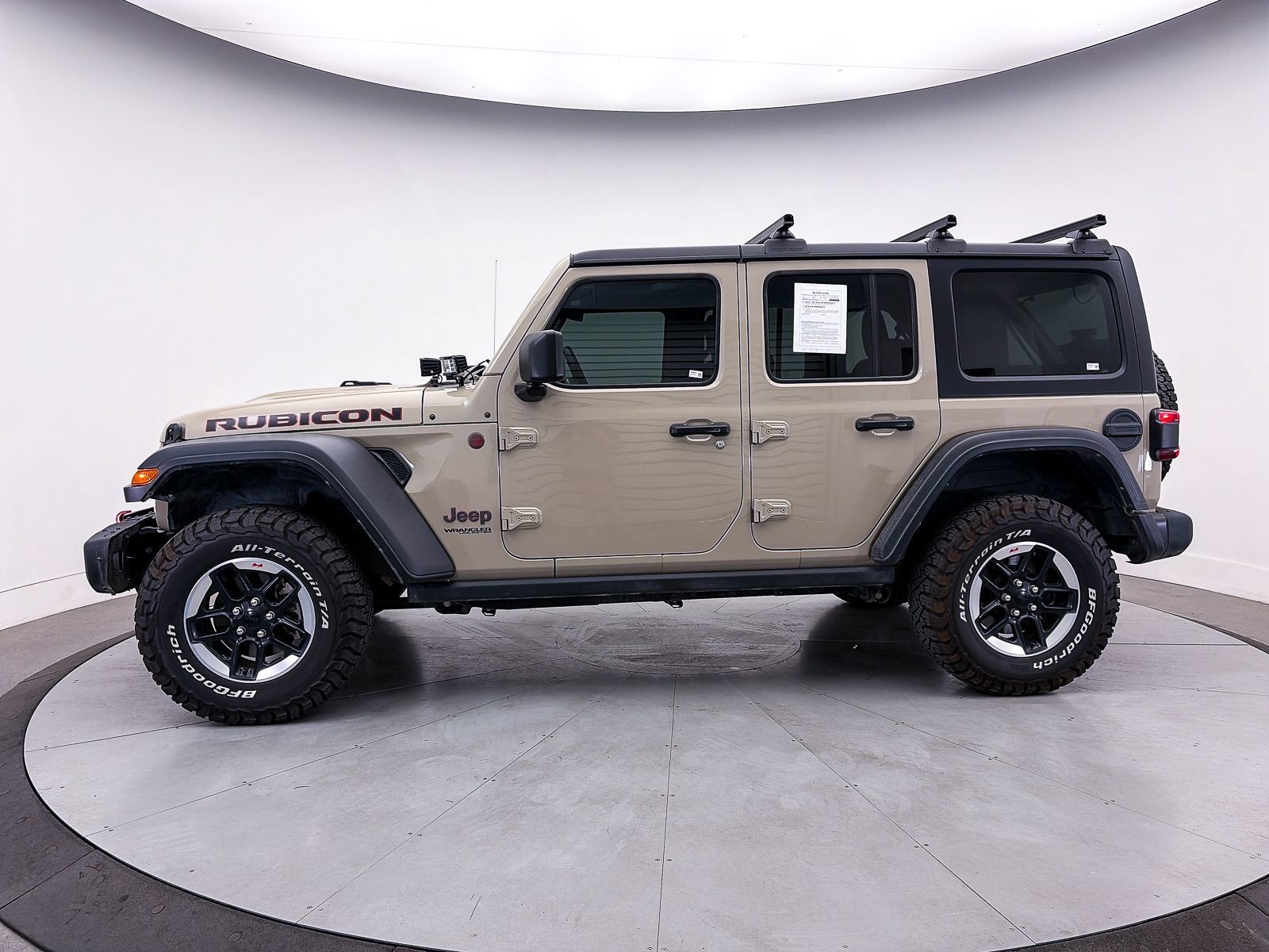 Used 2022 Jeep Wrangler Unlimited Rubicon w/ Steel Bumper Group AWD/4WD image 40