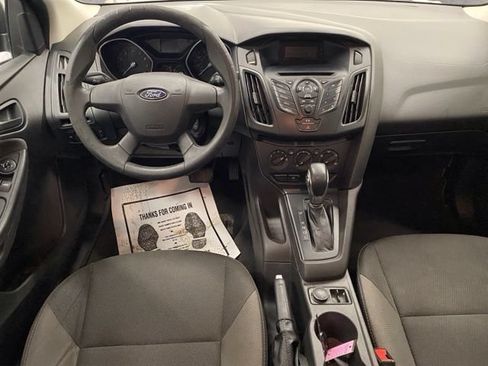 Used 2014 Ford Focus S FWD image 2