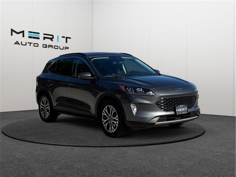 Used 2021 Ford Escape SEL image 1