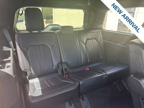 Used 2019 Ford Expedition Limited w/ Equipment Group 303A AWD/4WD image 12