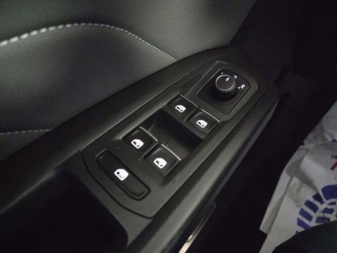 Used 2022 Volkswagen Atlas SE image 28