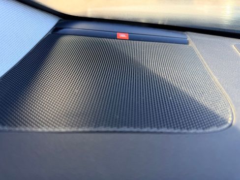 Used 2020 Toyota Prius Prime LE image 27