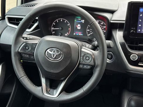 Used 2024 Toyota Corolla SE image 13