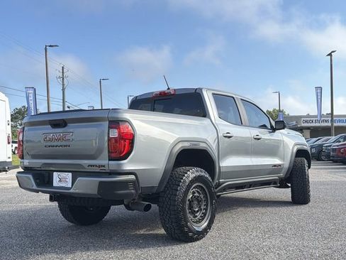 Used 2024 GMC Canyon AT4X AWD/4WD image 8