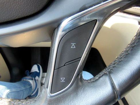 Used 2019 Cadillac XT5 AWD image 26