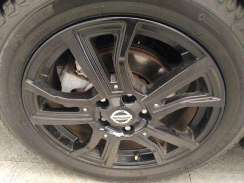 Used 2021 Nissan Kicks SR image 31