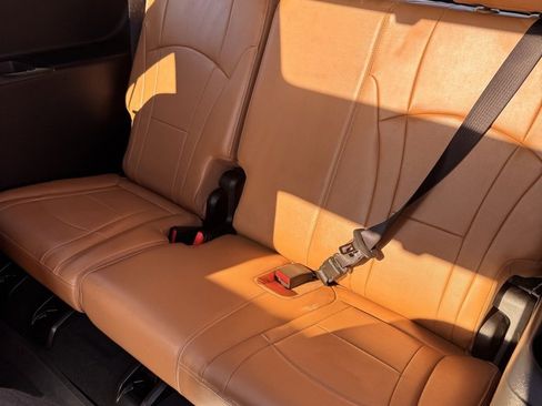 Used 2018 Buick Enclave Premium w/ Experience Buick Package image 13