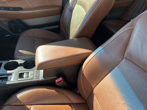 Used 2018 Subaru Outback 3.6R Touring image 14