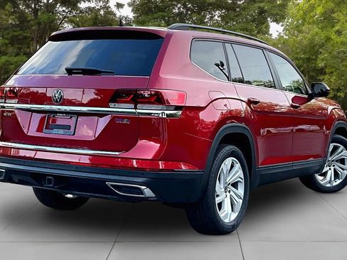 Used 2023 Volkswagen Atlas SE FWD image 2