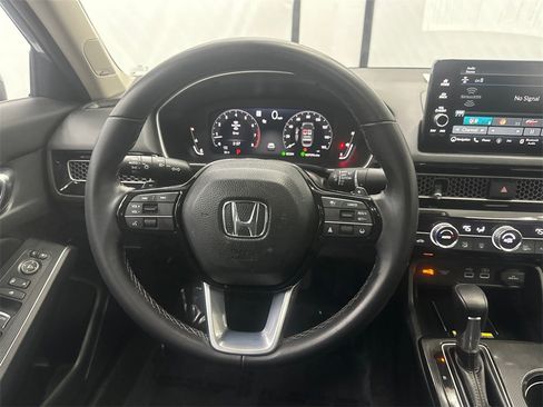 Certified 2024 Honda Civic Touring image 24