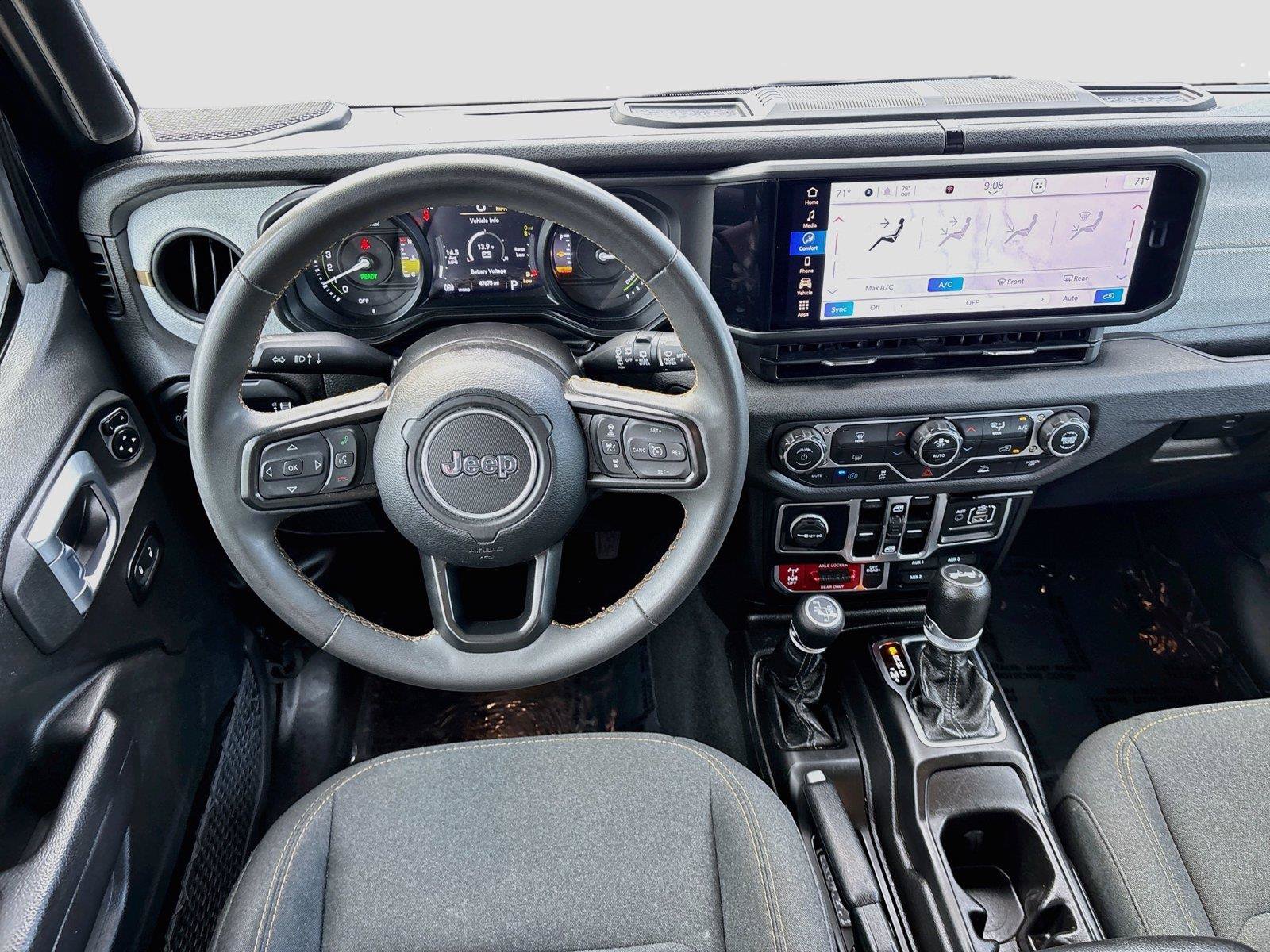 Used 2024 Jeep Wrangler Unlimited AWD/4WD image 20