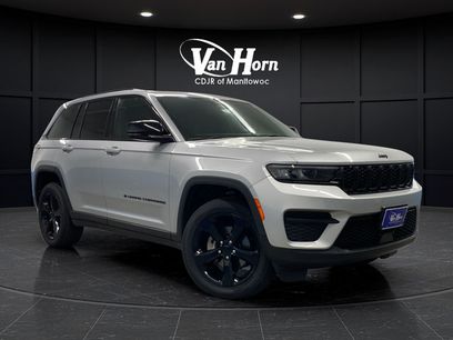 Used 2023 Jeep Grand Cherokee Altitude