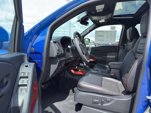 New 2026 Nissan Frontier PRO-4X w/ Pro Premium Package AWD/4WD image 12