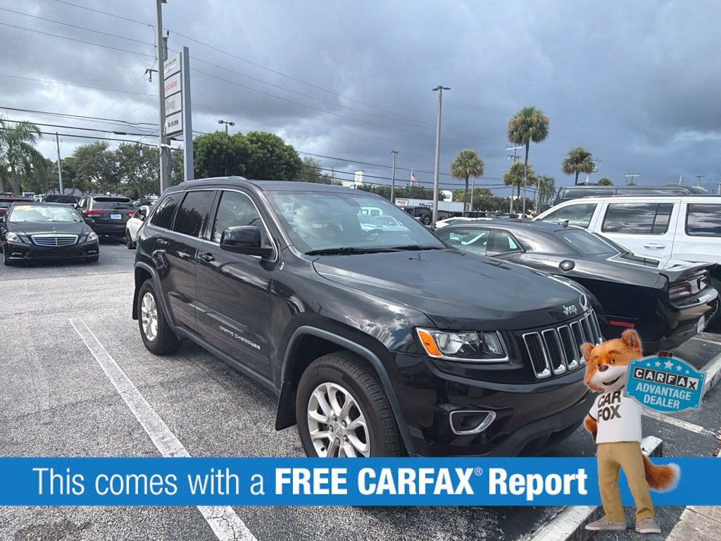 Used 2015 Jeep Grand Cherokee Laredo w/ Quick Order Package 23E RWD image 3