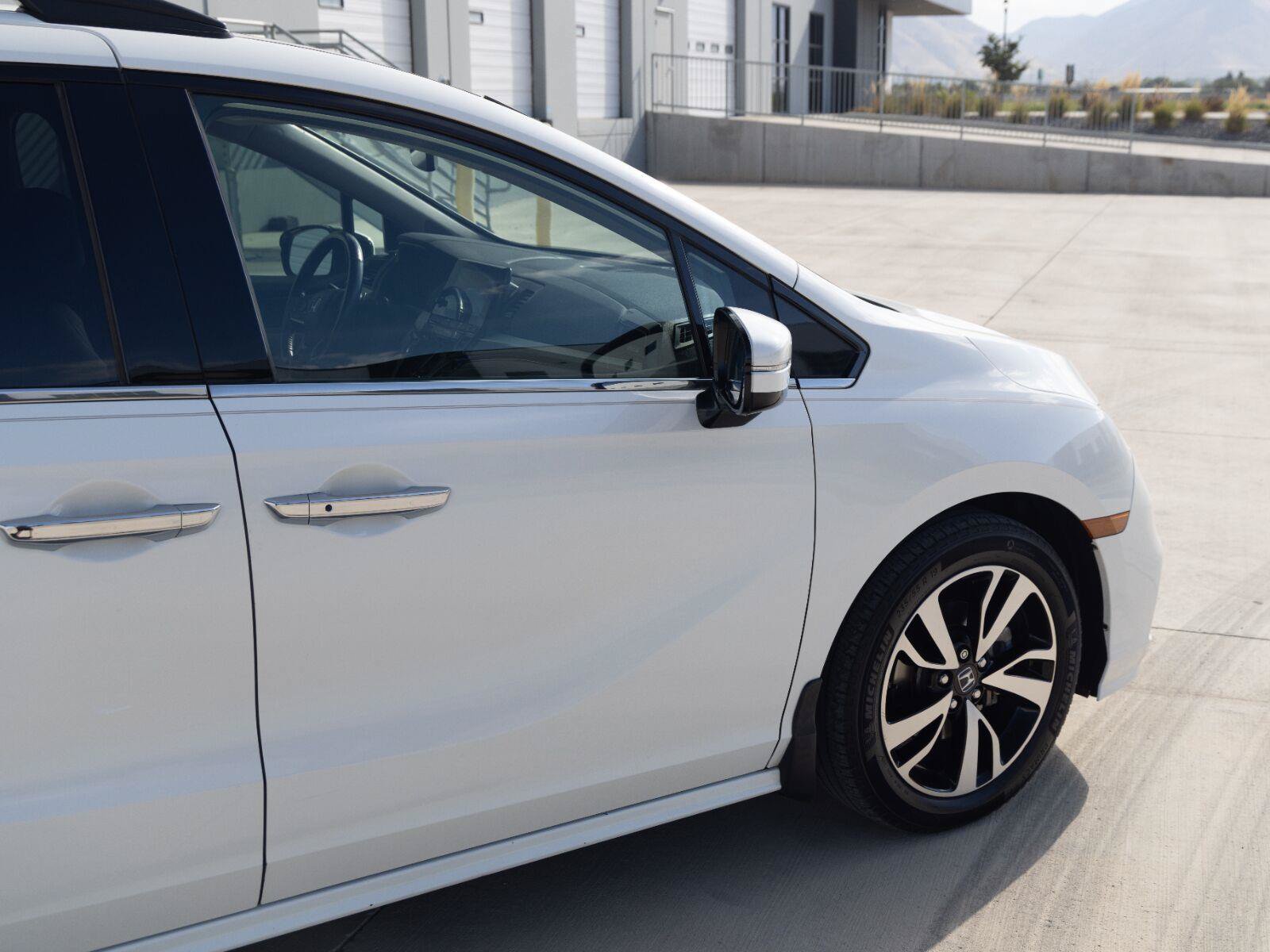 Used 2019 Honda Odyssey Elite image 15