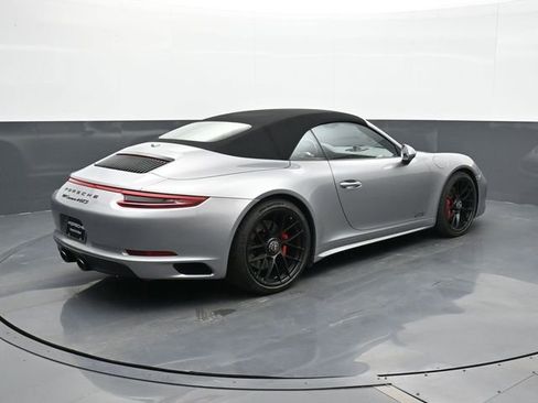 Certified 2018 Porsche 911 Carrera 4 GTS image 17