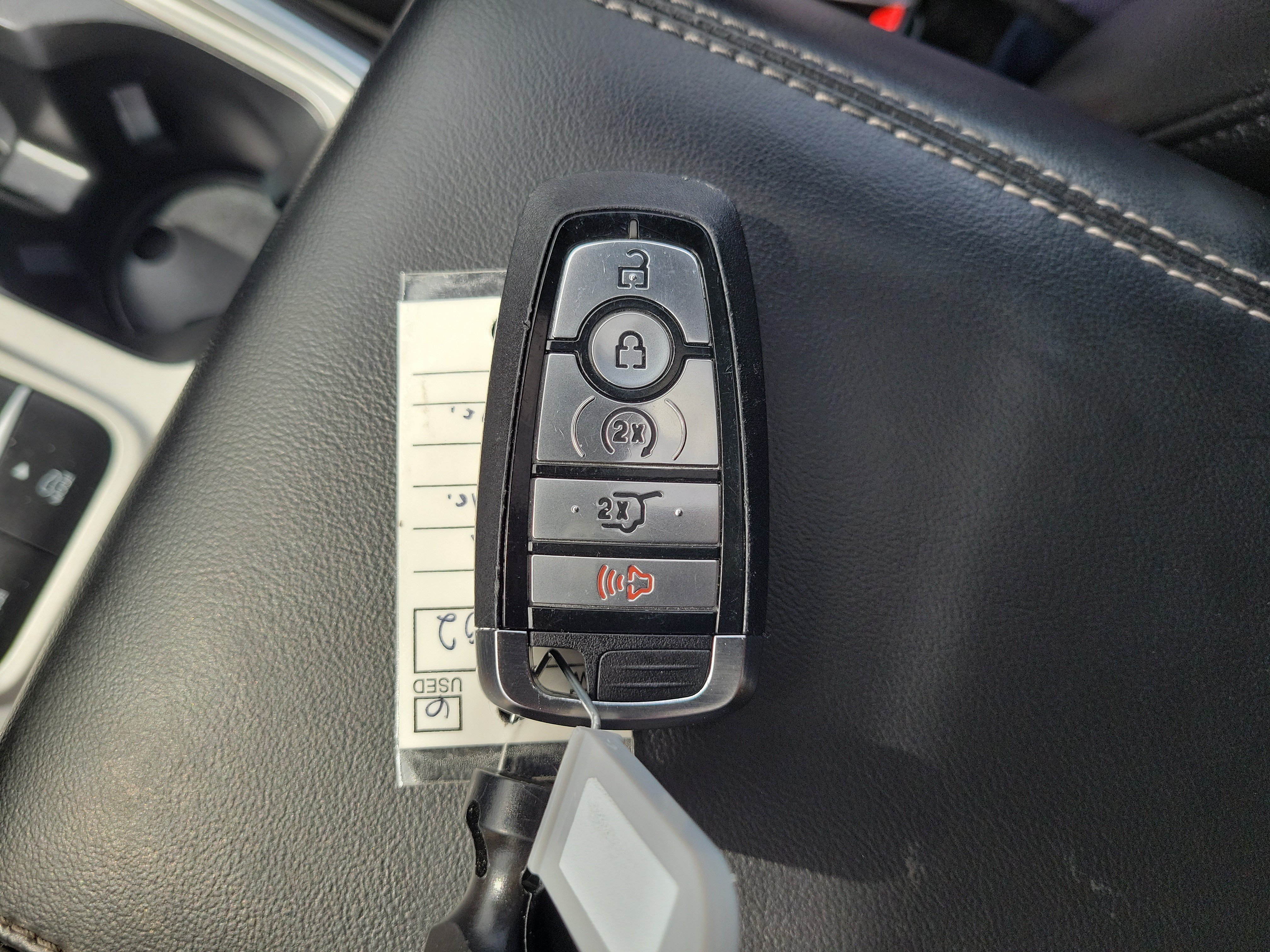 Used 2023 Ford Explorer Limited w/ Equipment Group 301A RWD image 31