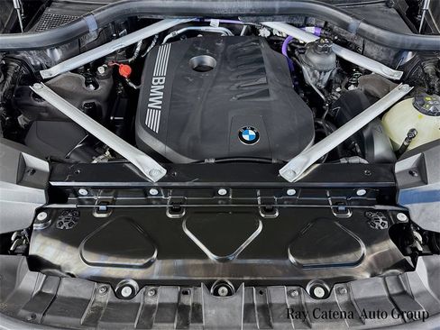 Certified 2023 BMW X7 xDrive40i w/ Climate Comfort Package image 32