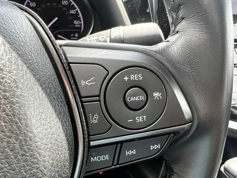 Used 2024 Toyota Camry SE FWD image 7