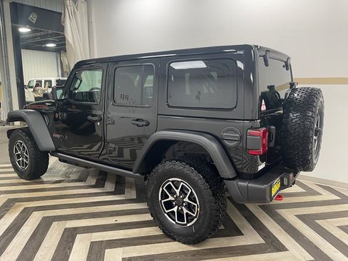 New 2026 Jeep Wrangler Unlimited Rubicon AWD/4WD image 12