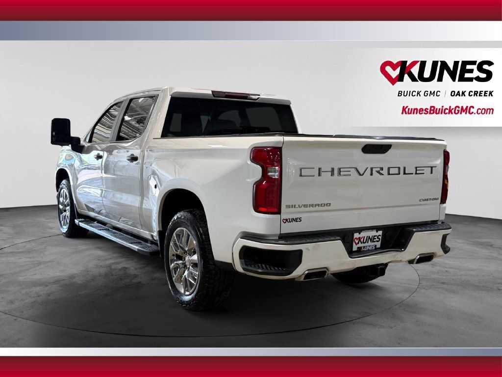 Used 2021 Chevrolet Silverado 1500 Custom w/ Custom Max Trailering Package AWD/4WD image 8