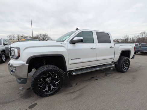 Used 2018 GMC Sierra 1500 SLT w/ SLT Premium Package image 1