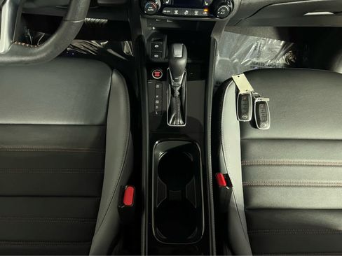 Certified 2023 Nissan Kicks SR w/ SR Premium Package FWD image 13