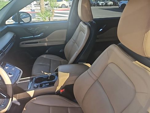 Certified 2022 Lincoln Corsair Reserve w/ Elements Package image 5