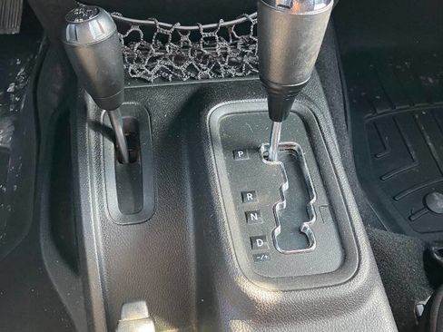 Used 2014 Jeep Wrangler Sport image 11