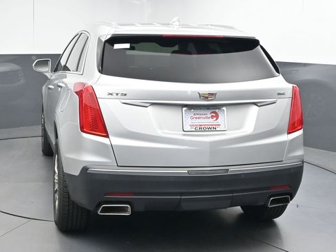 Used 2018 Cadillac XT5 Luxury w/ Driver Awareness Package image 7