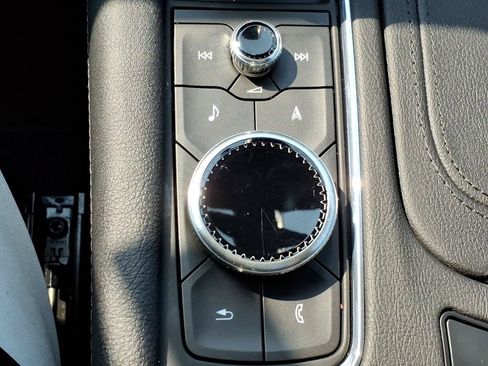 Used 2023 Cadillac XT5 Premium Luxury AWD/4WD image 19