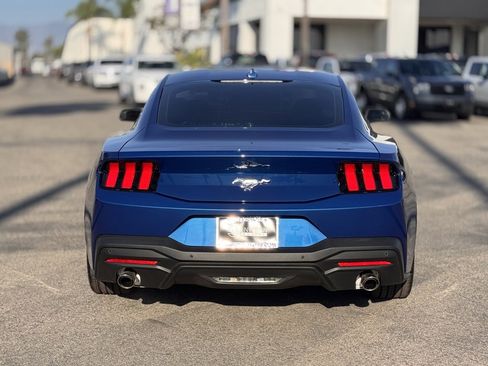 Used 2024 Ford Mustang Coupe image 11