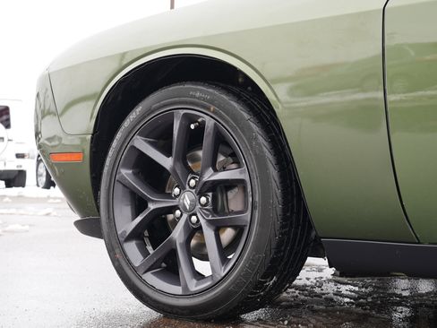 Used 2020 Dodge Challenger SXT w/ Blacktop Package image 11