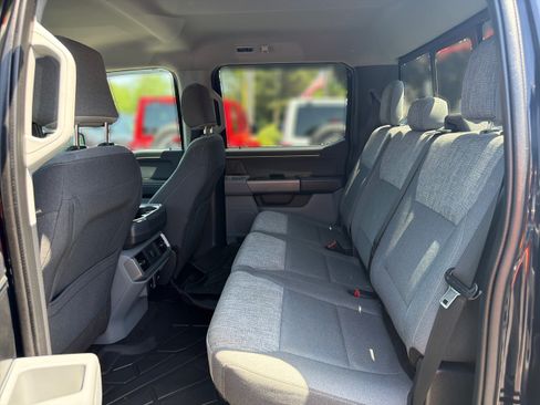 Used 2022 Ford F150 XLT w/ Equipment Group 302A High AWD/4WD image 12