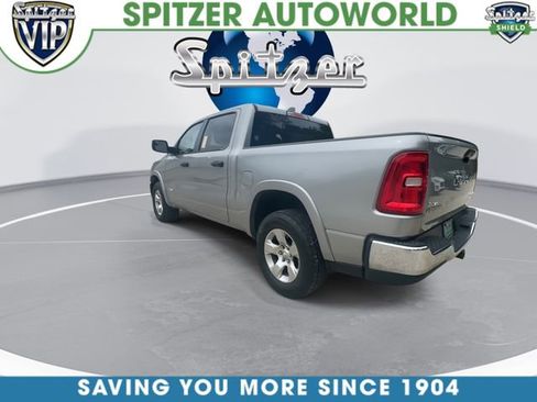 Used 2025 RAM 1500 Big Horn AWD/4WD image 7