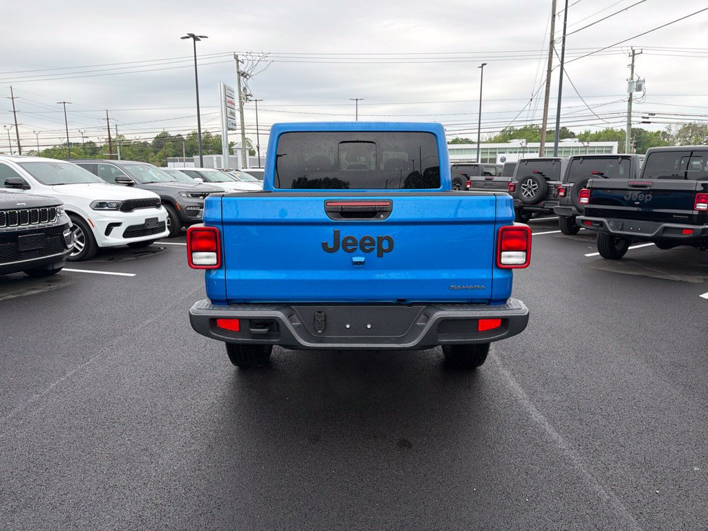 New 2026 Jeep Gladiator Sport AWD/4WD image 5