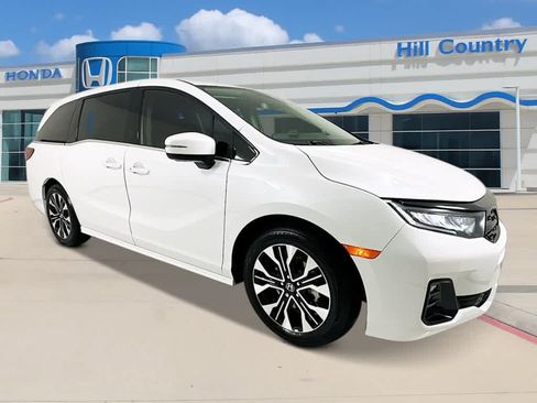 New 2026 Honda Odyssey Elite image 7