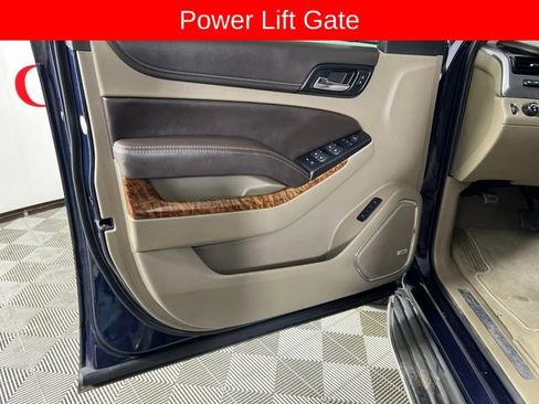 Used 2020 Chevrolet Tahoe Premier RWD image 12