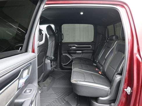 Used 2022 RAM 1500 Laramie w/ Sport Appearance Package AWD/4WD image 11