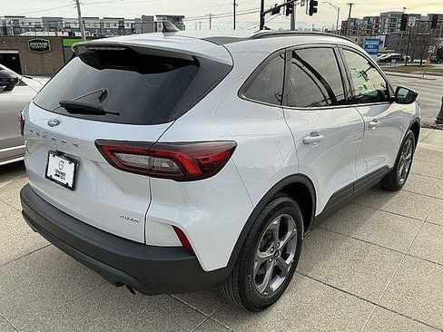Used 2025 Ford Escape ST-Line AWD/4WD image 6