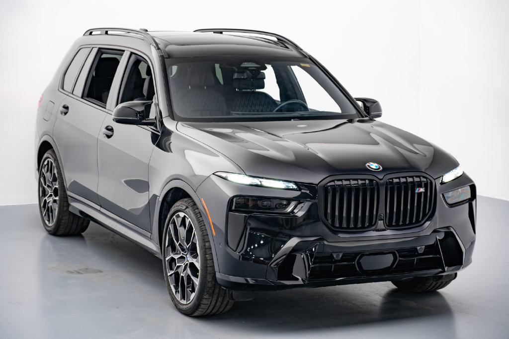 Used 2025 BMW X7 M60i w/ Executive Package AWD/4WD image 1