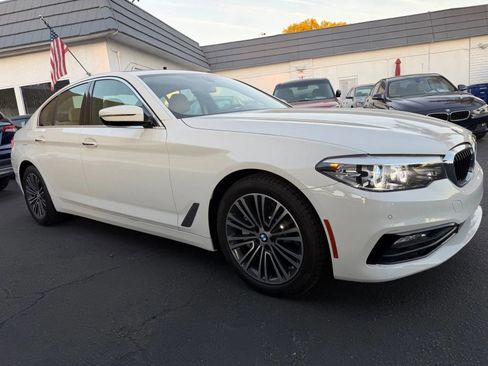 Used 2017 BMW 530i RWD image 14