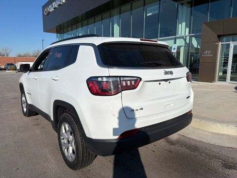 Used 2025 Jeep Compass Latitude image 6